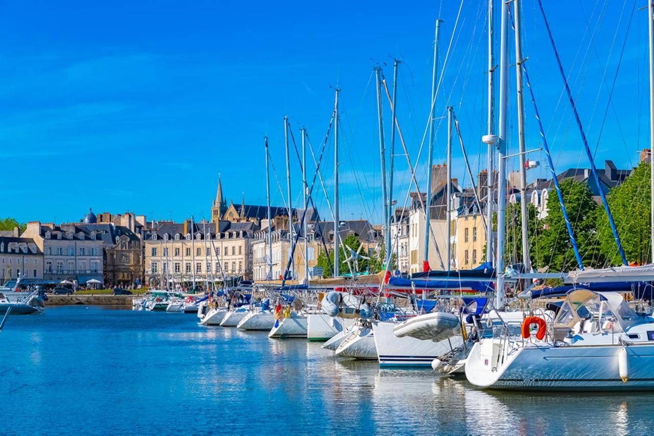 Apartamento Studio Tout Confort Avec Vue Cathedrale A St Patern Vannes-Centre Exterior foto
